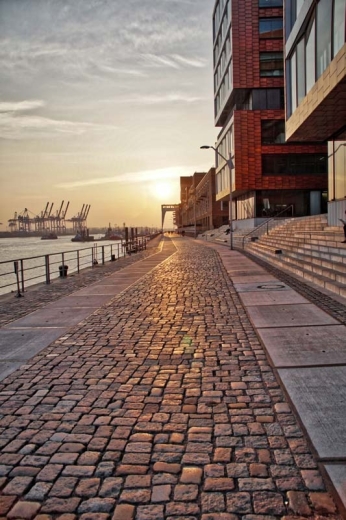 Promenade Hafencity