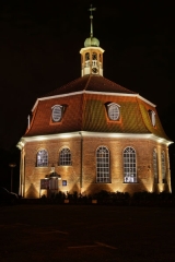 Evangelische Kirche Niendorf Markt HDR